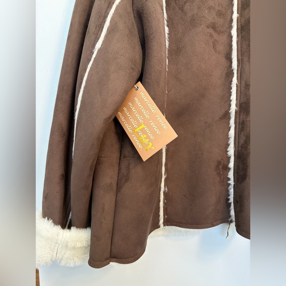 Brown Shearling Women's Jacket - Picture 3 of 8